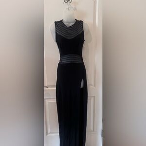 Tadashi Black Evening Gown | Mesh Detail | Size M.  Vintage!